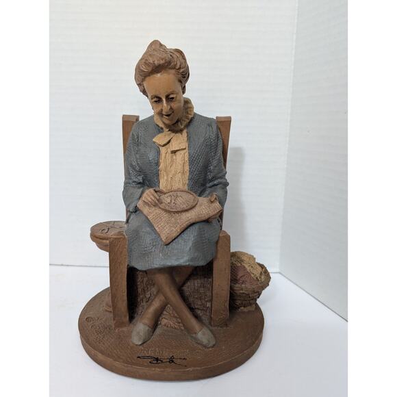 Tom Clark Rebecca Figurine Stitching Basket Signed 1992 Cairn Folk Art T.C. Sign - Picture 1 of 8